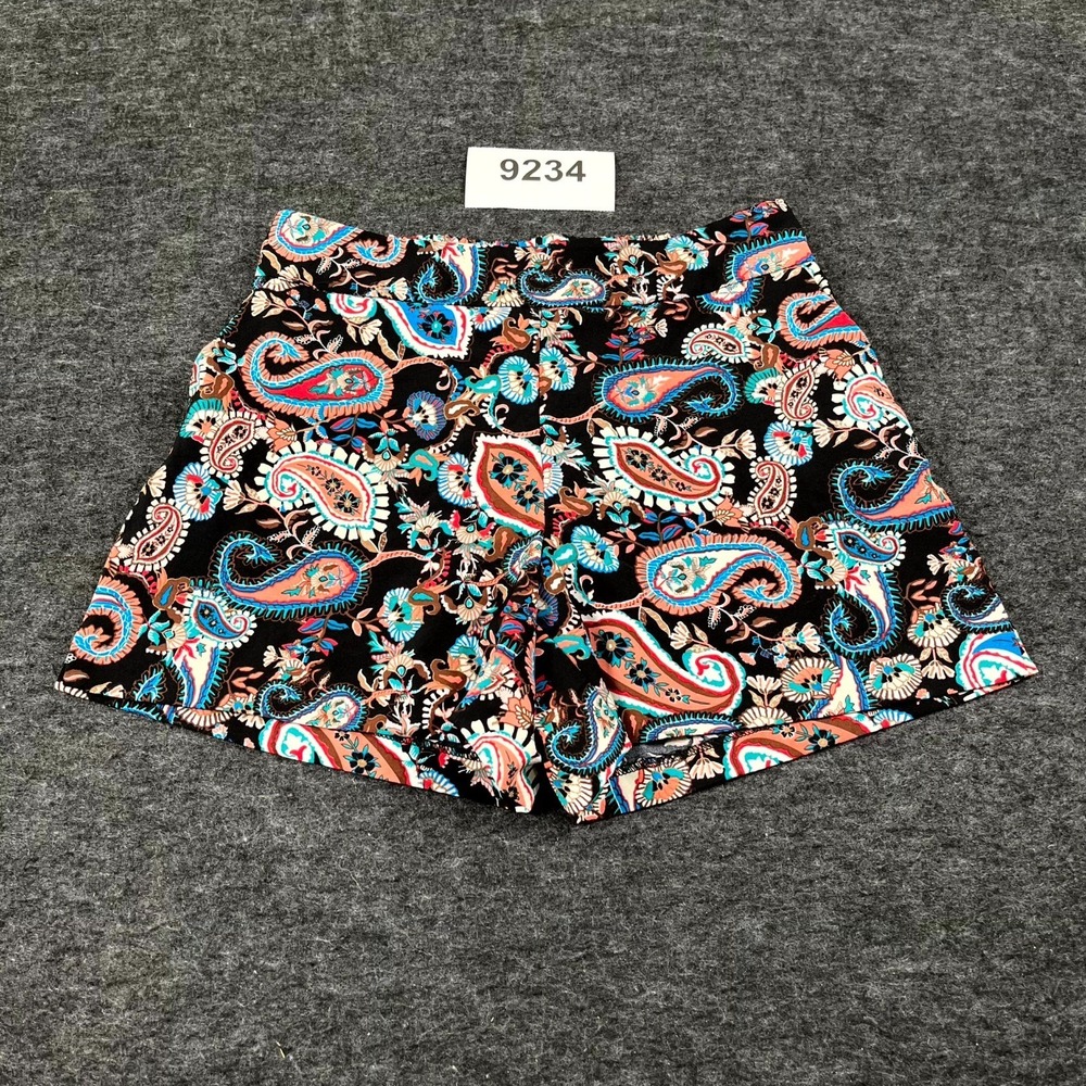 New York & Company Shorts Womens Small Multicolor Paisley Stretch Casual Comfort